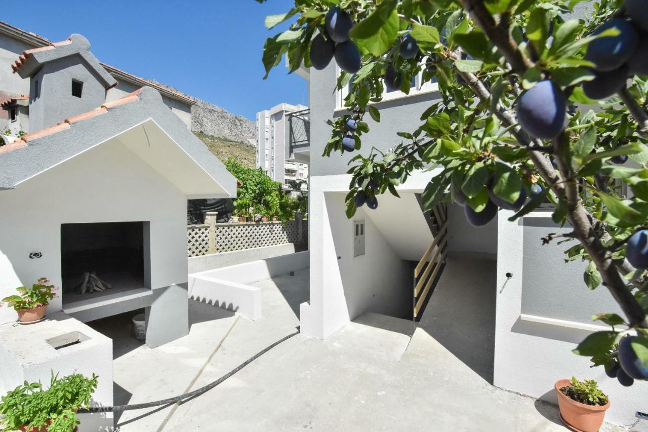 Apartmani Iva&Ante Dugi Rat Εξωτερικό φωτογραφία